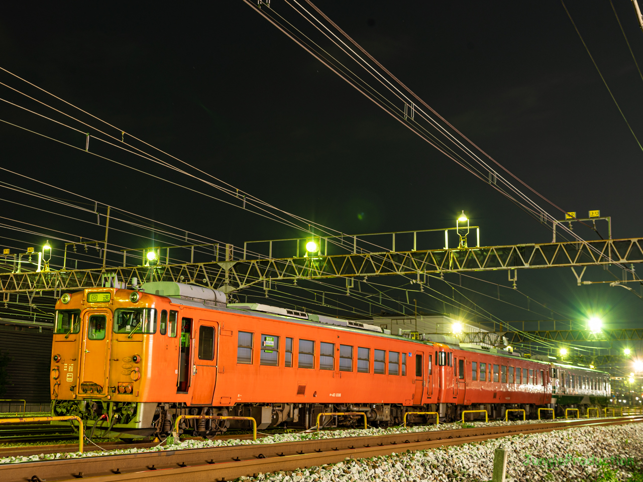 高崎貨物ターミナルで一夜を過ごす小湊鉄道甲種輸送列車