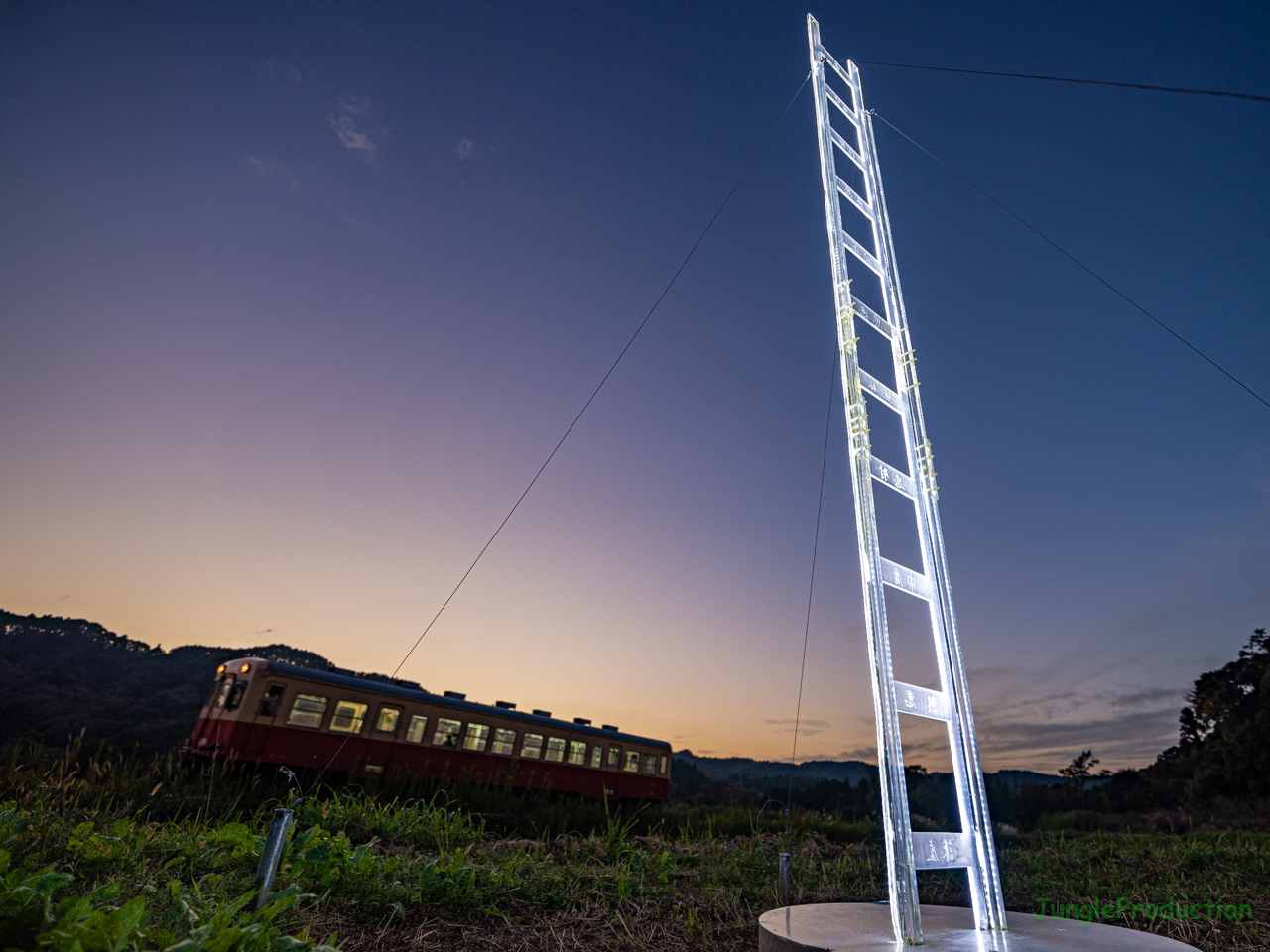 アートミックスの作品と小湊鉄道