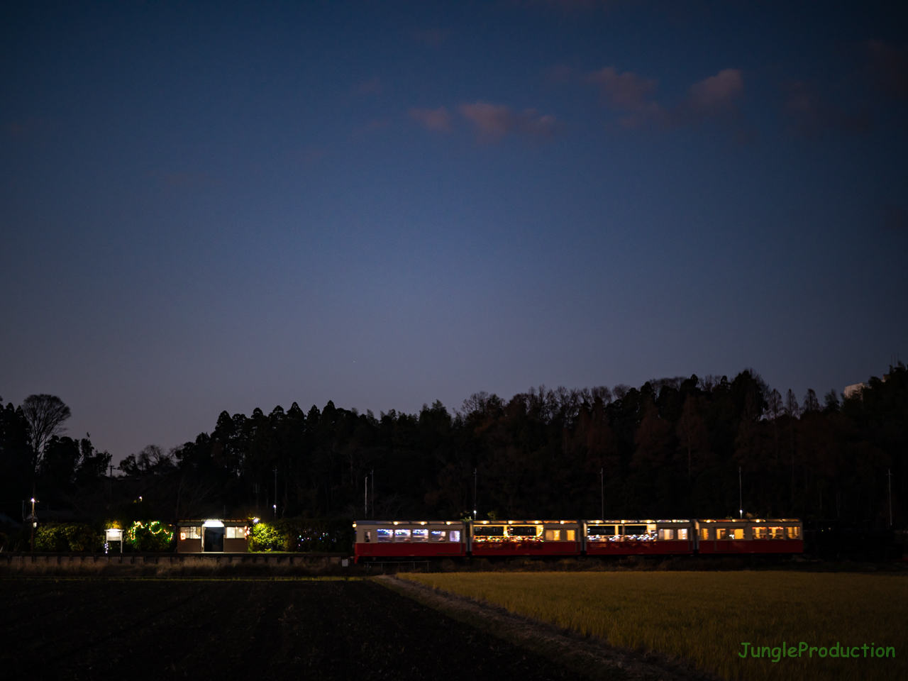 銀河鉄道の夜のイメージの上総川間駅（失敗）